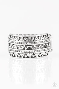 Paparazzi " Textile Triumph " Silver Metal Tribal Cigar Band Elastic Ring