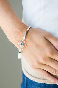 "Hibiscus Hipster" Dainty Silver Metal & Blue Flower Floral Clasp Bracelet