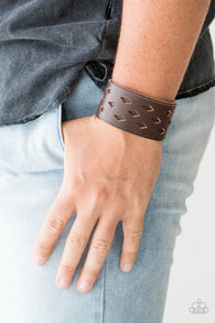 "Bucking Bronco" Men's Brown Leather & Diamond Lazer Cut Snap Bracelet