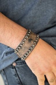 "Cattle Drive" Men's Distressed Brown LEATHER & Gunmetal Stud Snap Bracelet