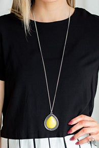 "Chroma Courageous" Silver Metal Large Teardrop Yellow Stone Necklace Set