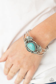 "Western Wonderland" Silver Metal Blue Crackle Turquoise Cuff Bracelet