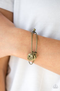 "Dreamy Dandelions" Brass Metal 3 Blowing Dandelion Charm Tension Bracelet