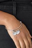 "Dreamy Dandelions" Silver Metal 3 Blowing Dandelion Charm Tension Bracelet