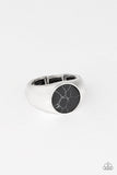 "Carbon Print" Silver Metal Black Marble Style Men's Elastic Back Ring