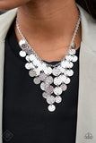 "Spotlight Ready" Silver Metal & Hammered Discs Mesh Fringe Necklace Set