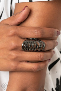 Paparazzi "Sound Waves" Black Metal Knuckle to Knuckle Wavy Modern Elastic Back Ring