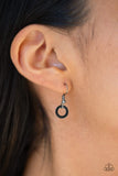 " Move It On Over " Black Metal Textured Circle Chain Necklace Set